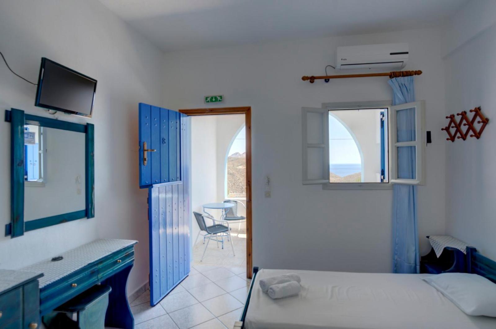 Hotel Panselinos Anafi Exteriér fotografie