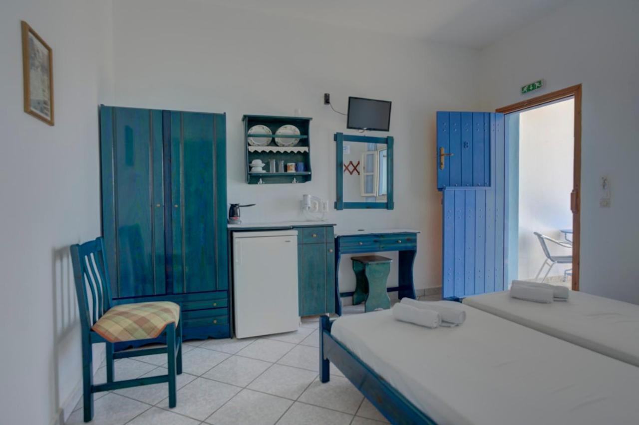 Hotel Panselinos Anafi Exteriér fotografie